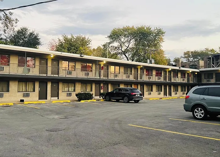 By Oyo I-90 Motel 2*