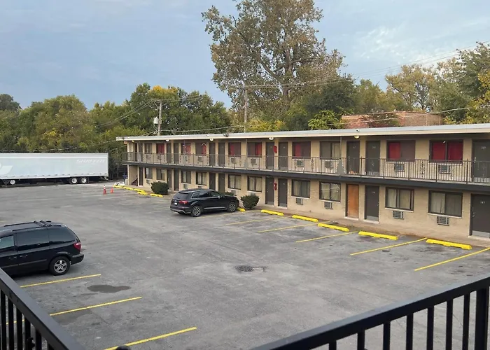 Motel By Oyo I-90 Chicago